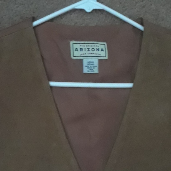 Arizona Jean Co Tan Vest - Picture 2 of 8
